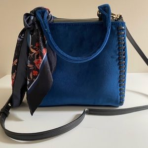 Blue velvet mini bag with scarf